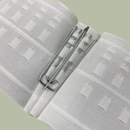 Крючок вилка металлический