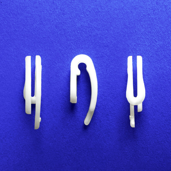 Крючок-улитка двойной белый  FORKED-CURTAIN HOOK KP100